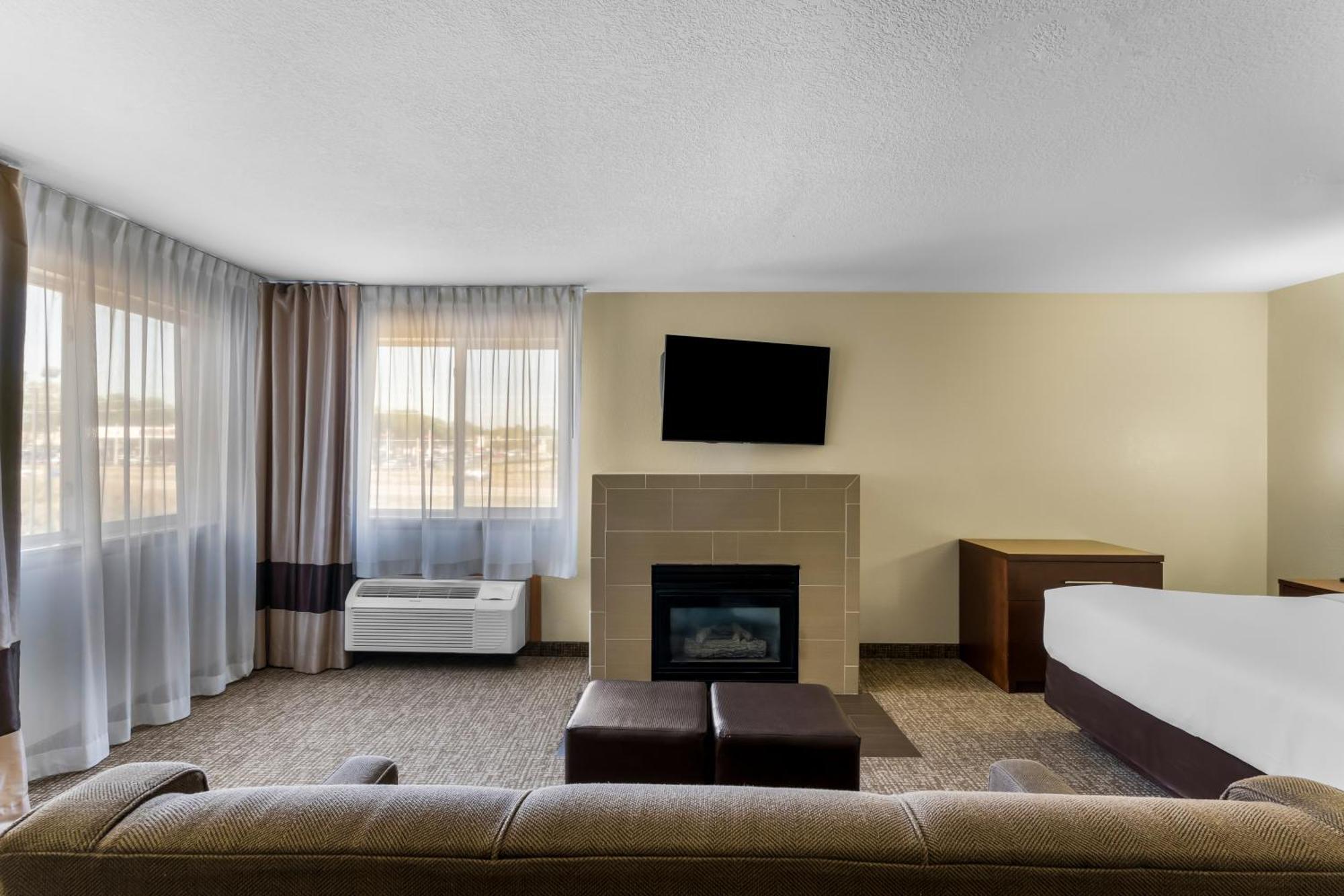 Comfort Inn & Suites Greeley Exterior foto